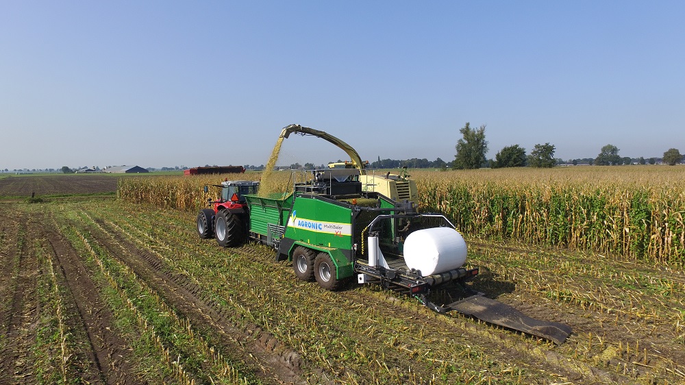 Knoll B.V. uit Staphorst introduceert samen met partner Agronic Oy uit Finland een nieuw model MultiBaler voor de professionele markt. Met de introductie van deze game-changer in de markt, de KNOLL MultiBaler XL wordt de bestaande range van MultiBalers (820 / 1220) uitgebreid tot 3 modellen.