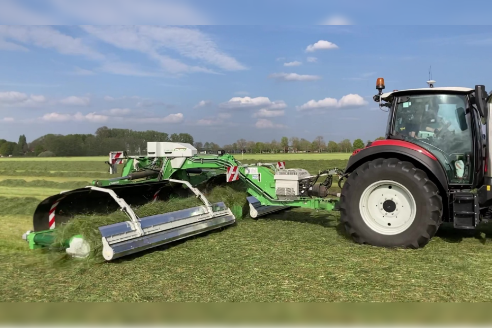 Nieuwe bandhark Falco 2 primeur op grasdag in Dronten