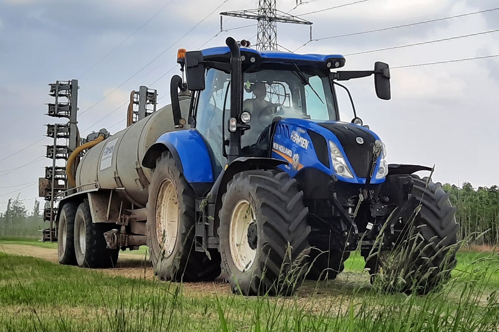 Onderzoek verkent spanningen over mestbeleid tussen melkveehouders en overheid