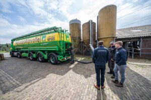 AR levert eerste vracht biologische voeders vanuit Helvoirt